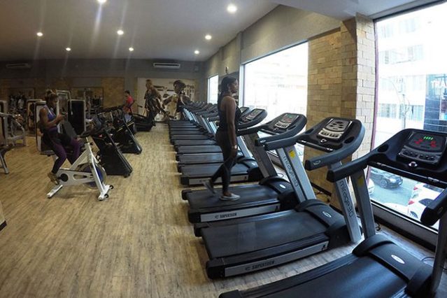 Ex-funcionários denunciam atrasos de pagamentos por Divulgação