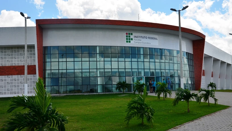 Imagem - Instituto Federal abre 53 vagas com salários de até R$ 5,9 mil e vale-refeição de R$ 1 mil