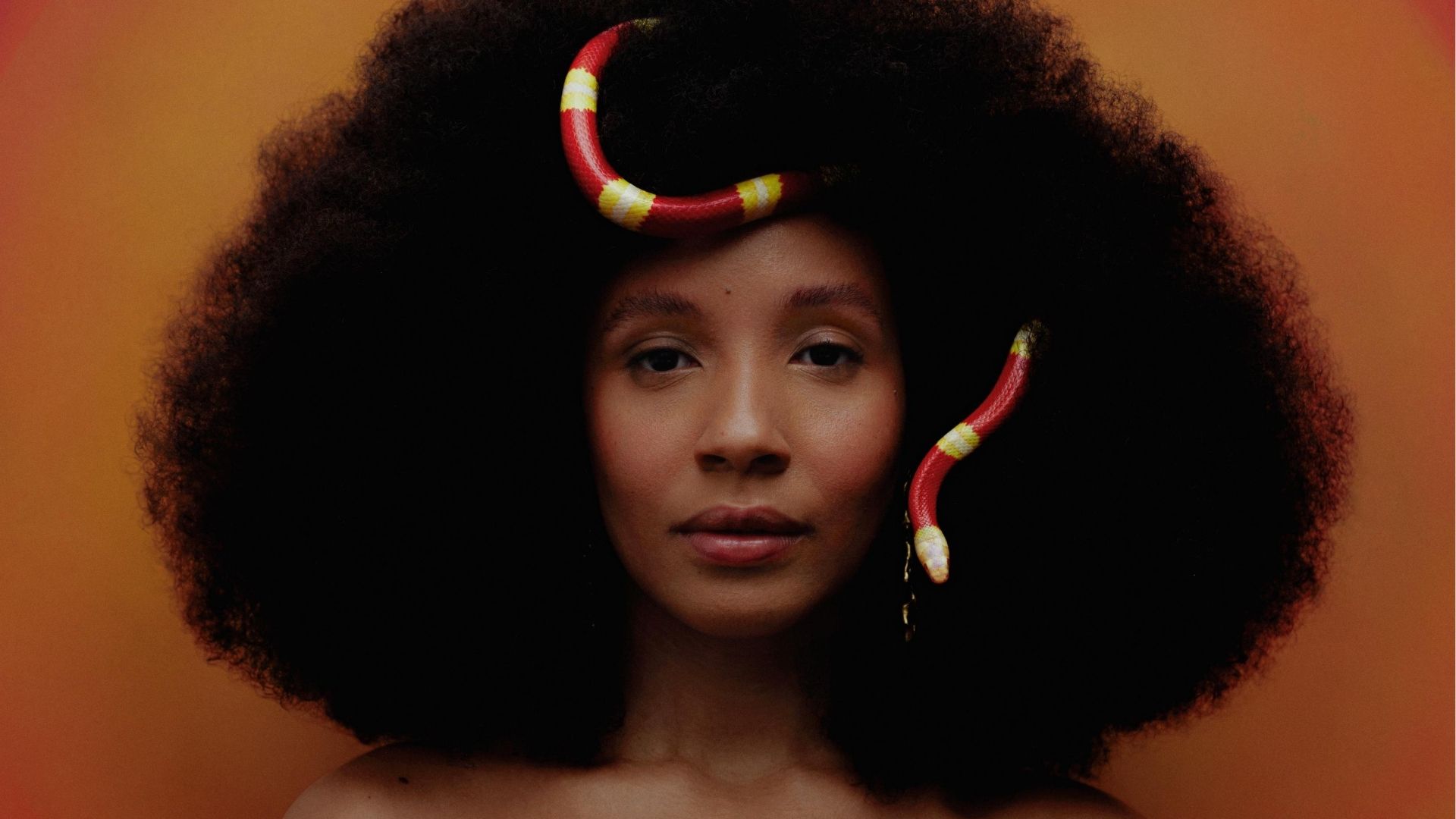 Nabiyah Be lançou seu primeiro álbum este ano por Reprodução