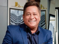 Imagem - Leonardo posta foto com José Leonardo e surpreende: 'Cara do vovô'