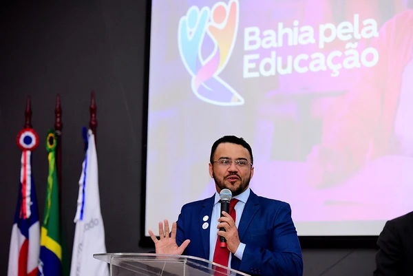 Uma das falas do evento foi de Anderson Passos, presidente da  União Nacional dos Dirigentes Municipais de Educação (Undime-BA) por VALTER PONTES