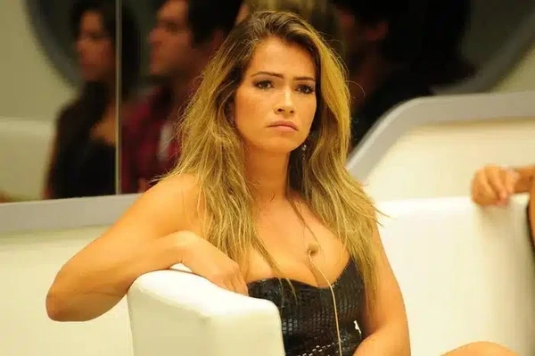 Fani Pacheco participou de duas edições do reality: o BBB 7 e o BBB 13, mas infelizmente não conseguiu ser campeã por Reprodução/TV Globo 