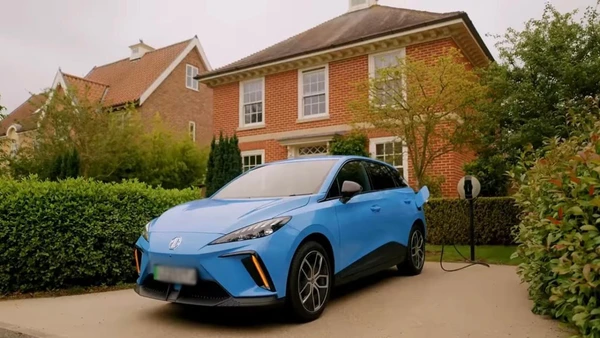 O caso de Vincent Pasco vira alerta sobre a confiabilidade de modelos elétricos recém-lançados e a falta de suporte das fabricantes