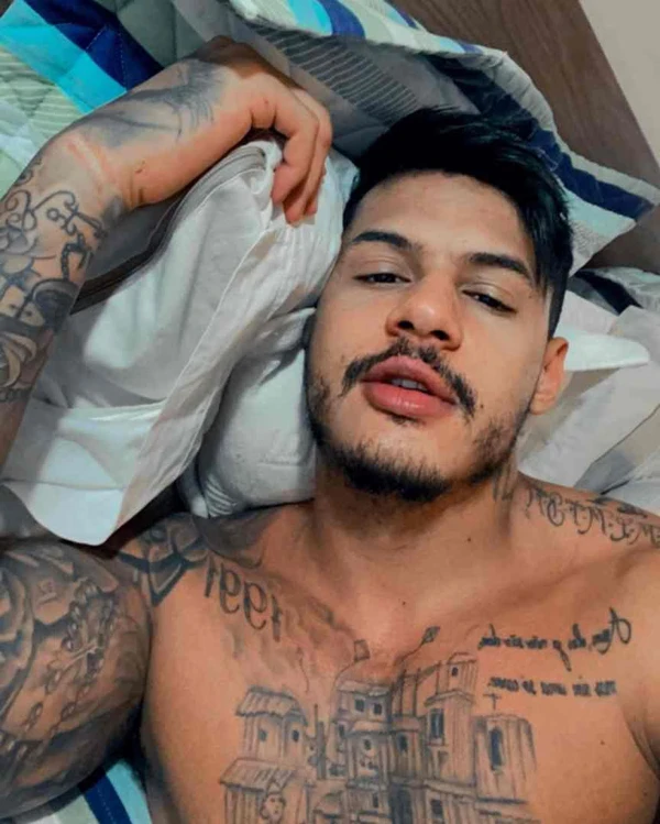 Rapper Hungria por Reprodução