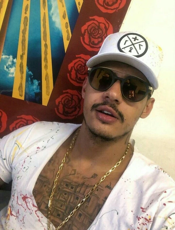 Rapper Hungria por Reprodução