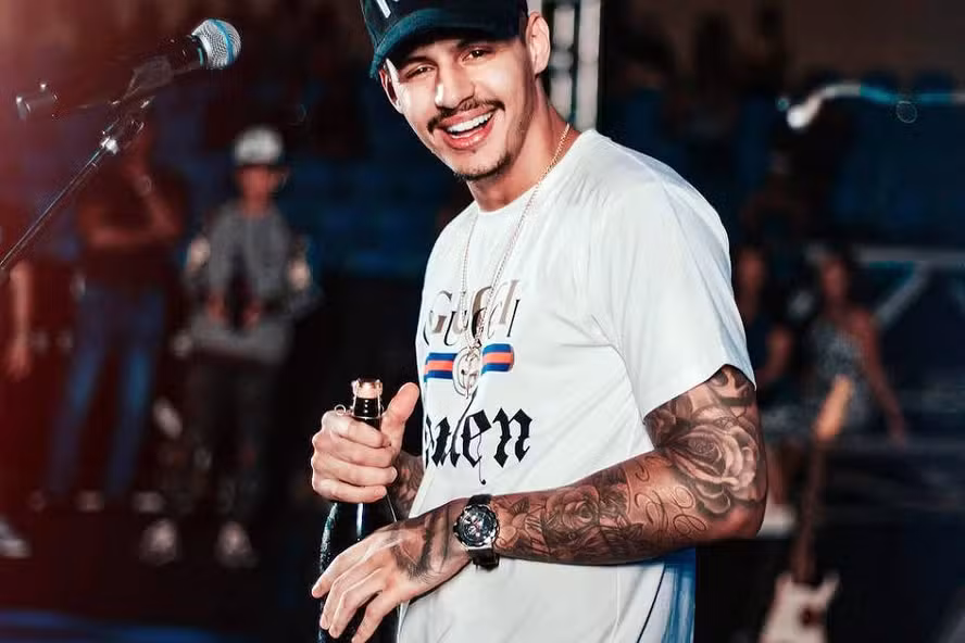 Rapper Hungria por Reprodução