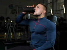 Imagem - Usar melatonina antes do treino pode turbinar o crescimento muscular em até 157%, diz estudo