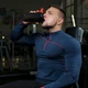 Imagem - Usar melatonina antes do treino pode turbinar o crescimento muscular em até 157%, diz estudo