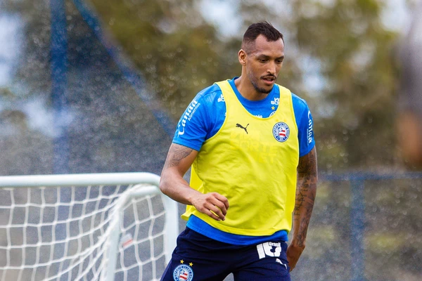 David Duarte pode reforçar o time contra o Flamengo 