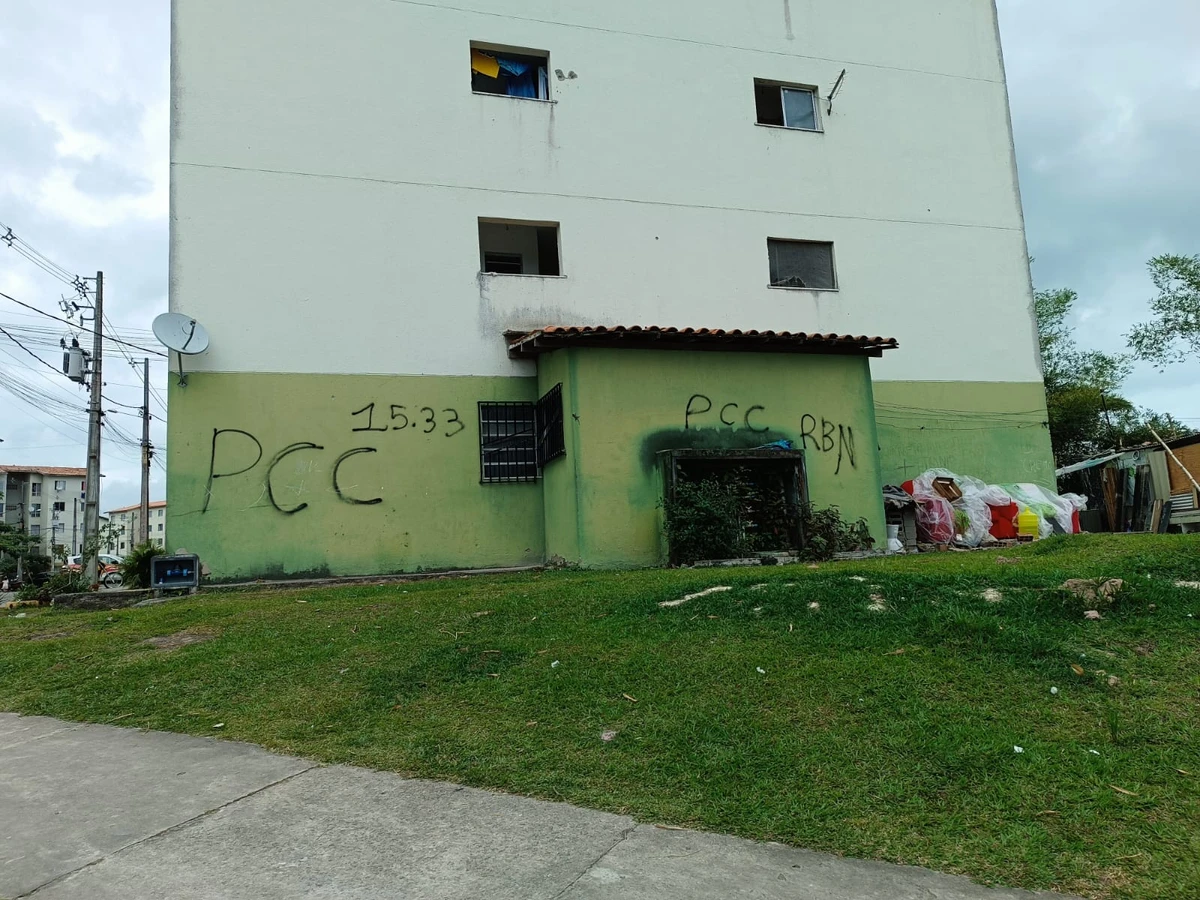 Empresário é torturado e executado pelo PCC em Candeias  por Empresário é torturado e executado pelo PCC em Candeias 