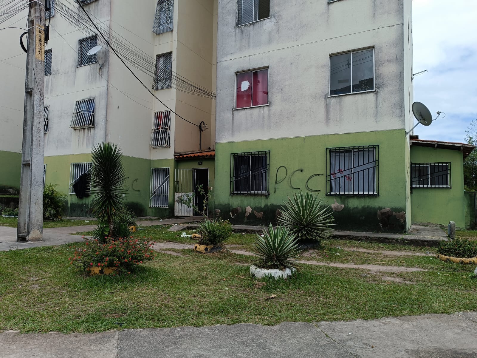 Empresário é torturado e executado pelo PCC em Candeias  por Empresário é torturado e executado pelo PCC em Candeias 