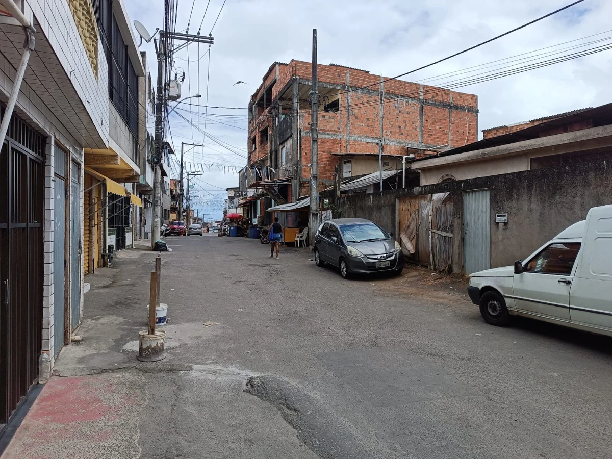 Jardim Cajazeira é um dos bairros dominados pelo PCC  por Jardim Cajazeira é um dos bairros dominados pelo PCC 