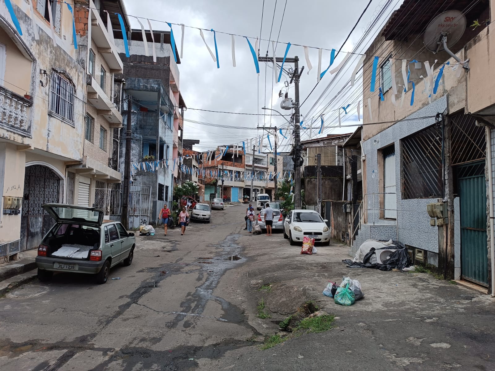 Jardim Cajazeira é um dos bairros dominados pelo PCC  por Jardim Cajazeira é um dos bairros dominados pelo PCC 