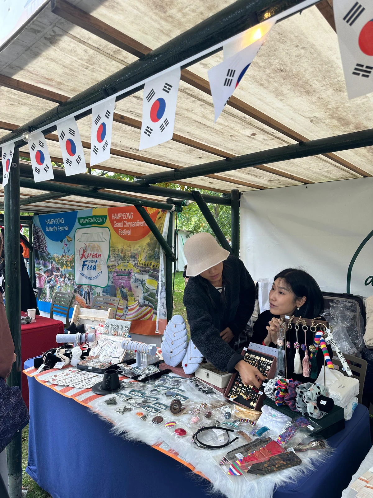 K-Festival no Jardin d’Acclimatation, em Paris por Gabriela Cruz