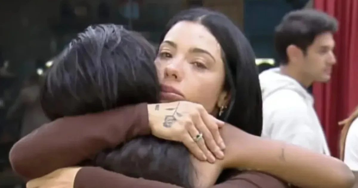 Imagem - A Fazenda 17: Rayane faz as pazes com Carol e sai em defesa da ex-Miss Bumbum após insulto de Gui Boury