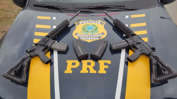 Fuzis apreendidos em Ribeira do Pombal
