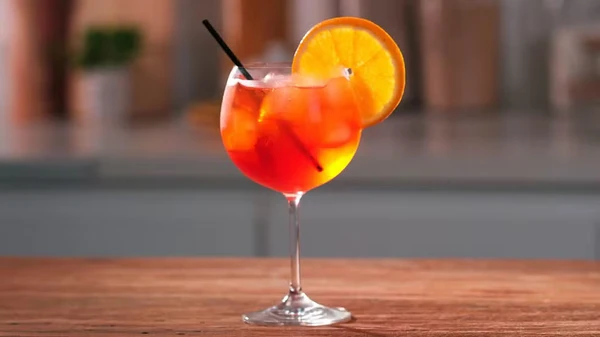 Leão: laranja intenso por Reprodução