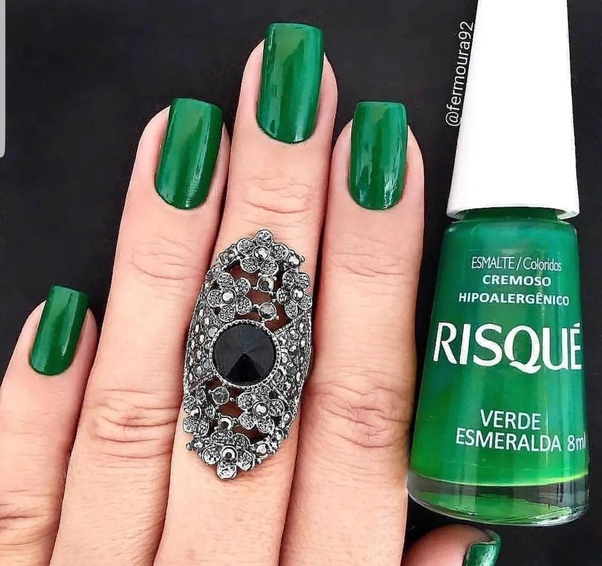 Touro: verde esmeralda por Reprodução