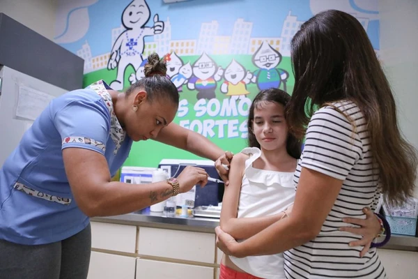 Vacinação de crianças e adolescentes