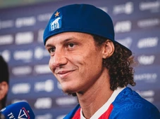 Imagem - Polícia encerra investigação de caso em que David Luiz foi acusado de ameaça