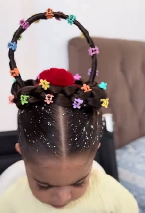 Ideias de cabelo maluco para meninas por Reprodução