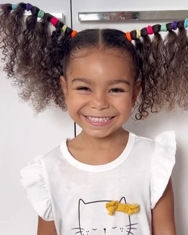 Ideias de cabelo maluco para meninas por Reprodução