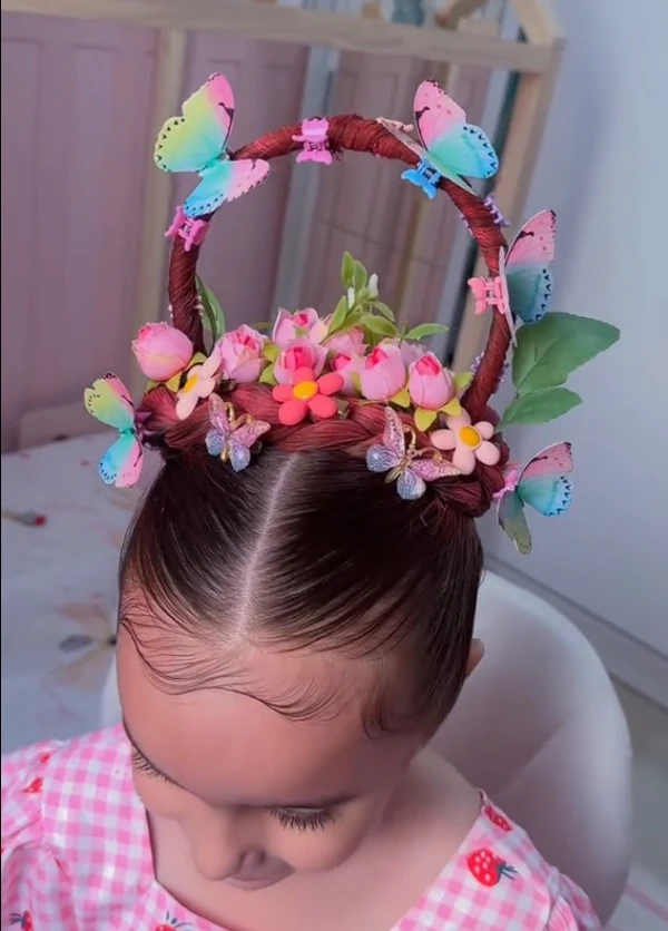 Ideias de cabelo maluco para meninas por Reprodução