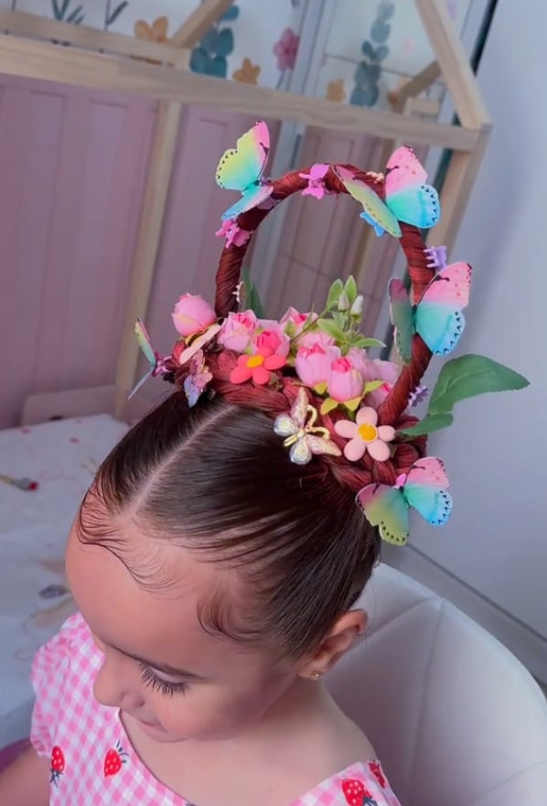 Ideias de cabelo maluco para meninas por Reprodução