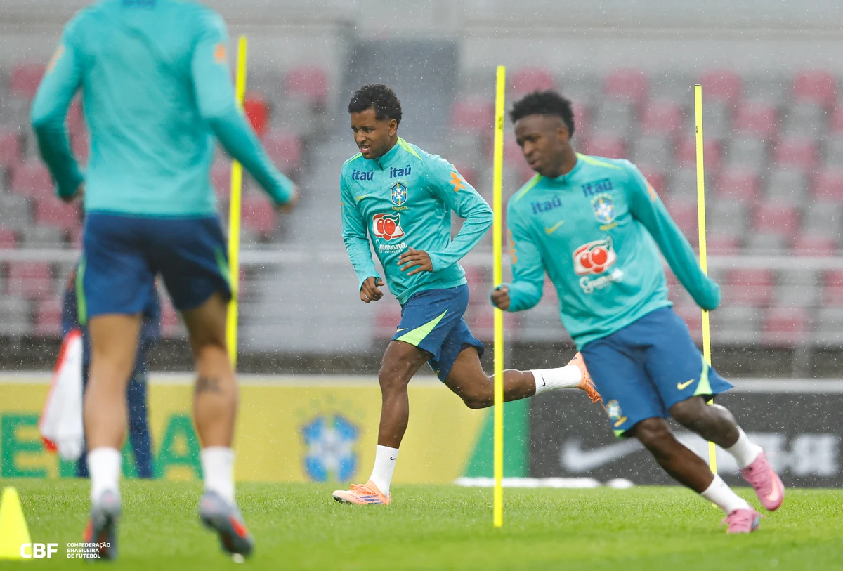 Primeiro treino da Seleção para os amistosos contra Coreia do Sul e Japão 
