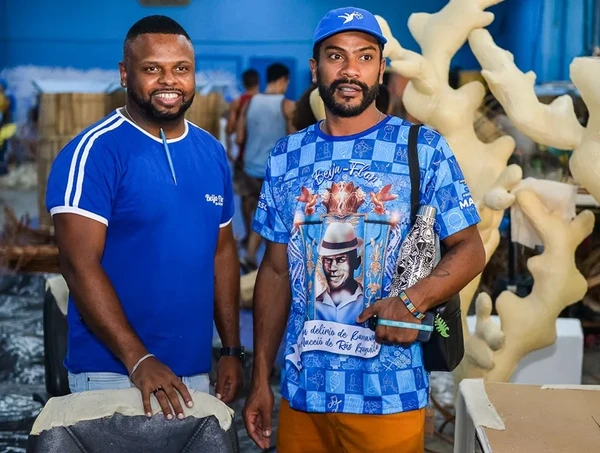 Samuel de Assis em ensaio da Beijo-Flor por Divulgação/Beija-Flor