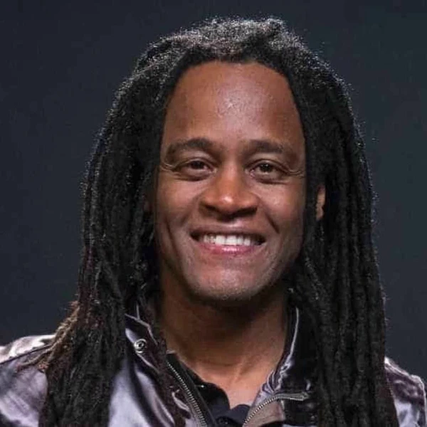 Toni Garrido por Reprodução