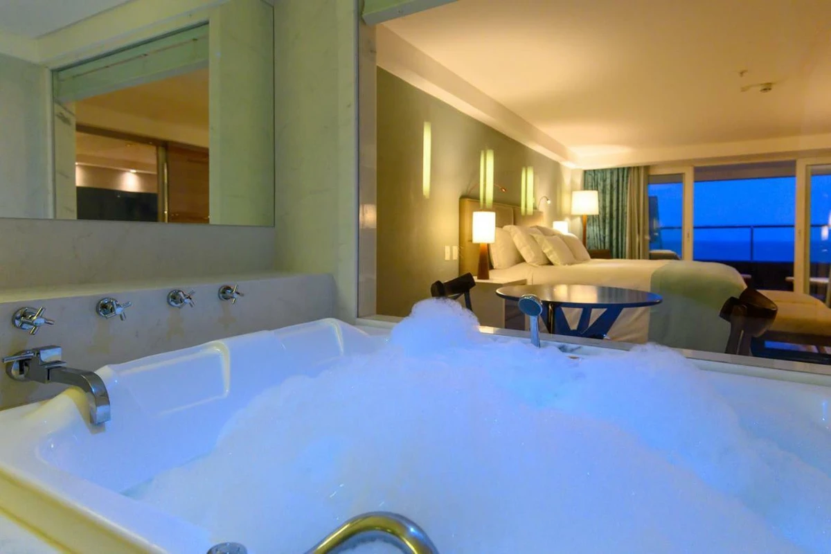 Vogal Luxury Beach Hotel & Spa (Natal, RN) por Reprodução