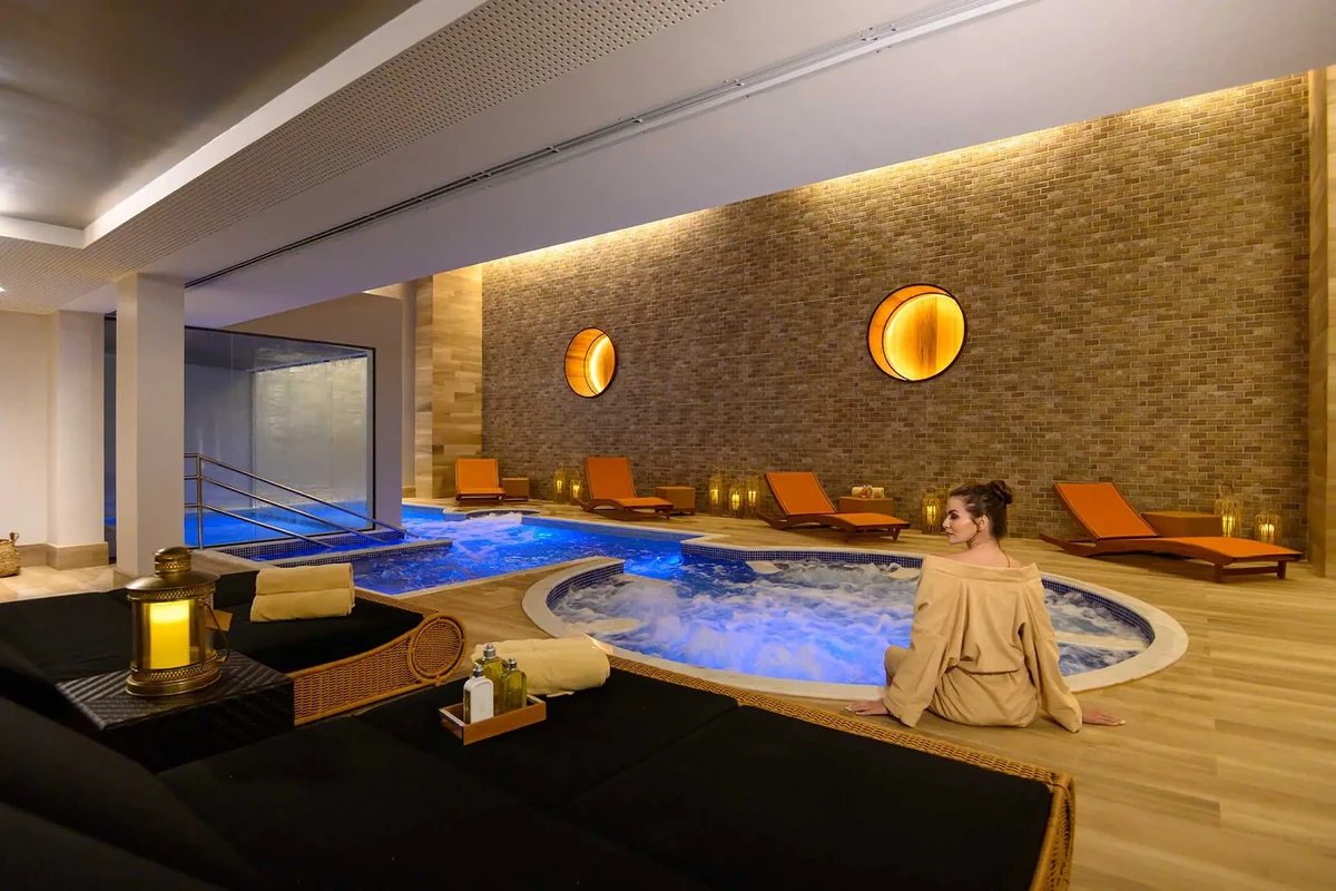 Vogal Luxury Beach Hotel & Spa (Natal, RN) por Reprodução
