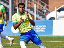 Imagem - Zagueiro do Vitória conquista título sul-americano com a Seleção Brasileira Sub-15