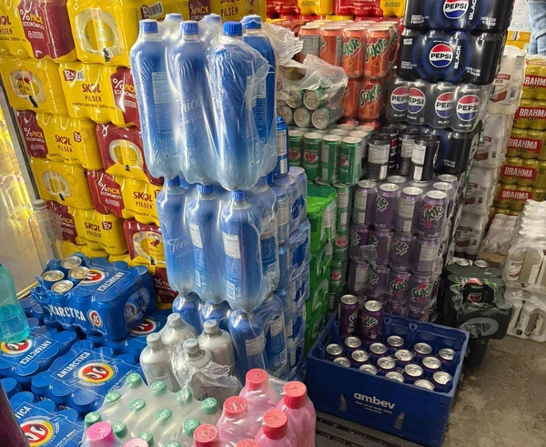 Bebidas apreendidas por Divulgação