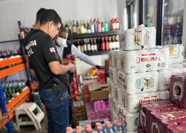 Bebidas apreendidas por Divulgação