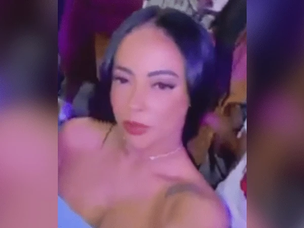Bruna Araújo de Souza por Reprodução