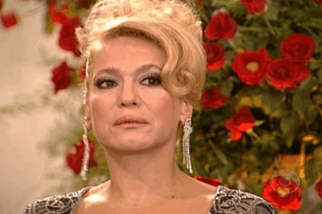 Em &#8220;Por Amor&#8221;, Branca Letícia mostrava que a maldade também pode vir com classe e silêncio (Imagem: Reprodução digital | TV Globo)