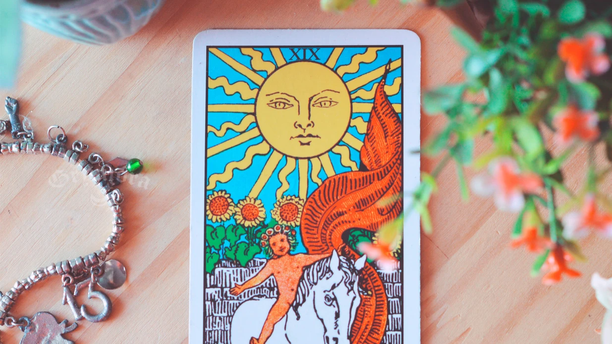 Imagem - Carta domina o Baralho Cigano deste domingo (22 de fevereiro): dia terá momentos positivos, encontros agradáveis e sensação de alívio