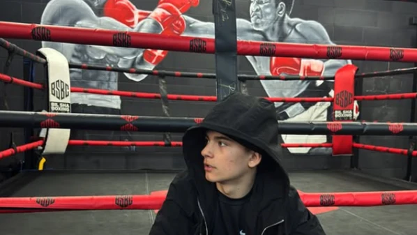 Em reviravolta, família diz que morte de filho de lenda do boxe foi homicídio