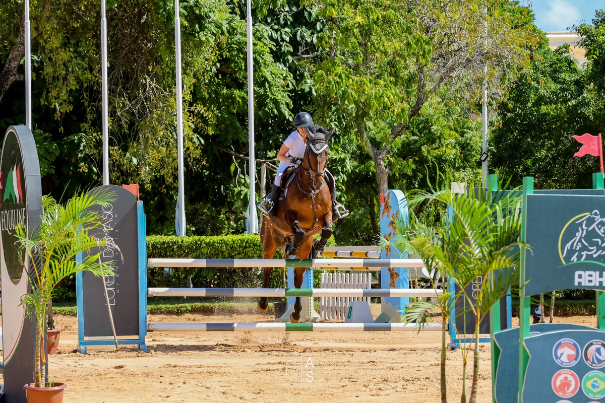 A Academia Baiana de Hipismo (ABH) fica em Vilas do Atlântico por Divulgação