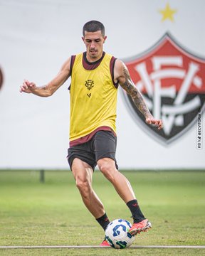 Confira imagens da primeira atividade do Vitória visando o clássico Ba-Vi   por Victor Ferreira/EC Vitória 