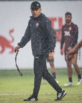 Confira imagens da primeira atividade do Vitória visando o clássico Ba-Vi   por Victor Ferreira/EC Vitória 