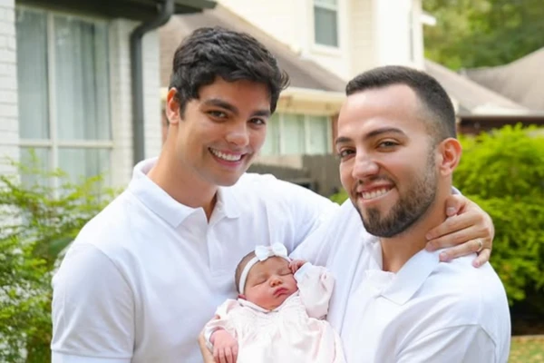 Filha de Lucas Rangel e Lucas Bley nasceu nesta quarta-feira (8)