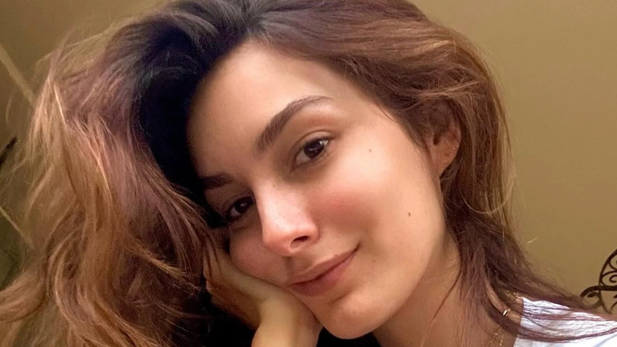 Mariana Moschen por Reprodução
