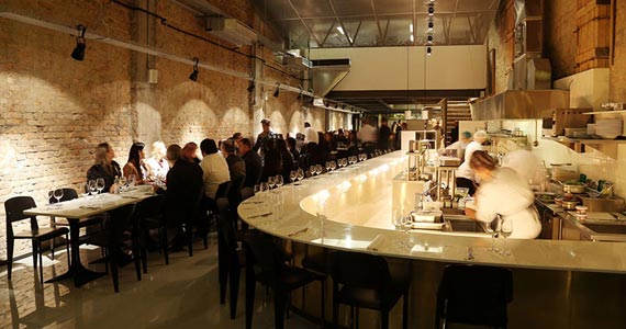 Imagem do restaurante antes do desabamento por Reprodução