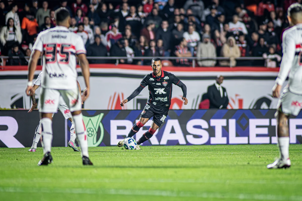 São Paulo 2x0 Vitória - 19ª rodada Brasileirão 20 por Victor Ferreira/EC Vitória