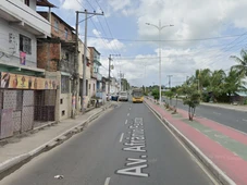Imagem - Ladrão armado é contido em ônibus e espancado pela população na Suburbana