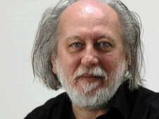 Imagem - Romancista húngaro é o vencedor do Prêmio Nobel de Literatura 2025