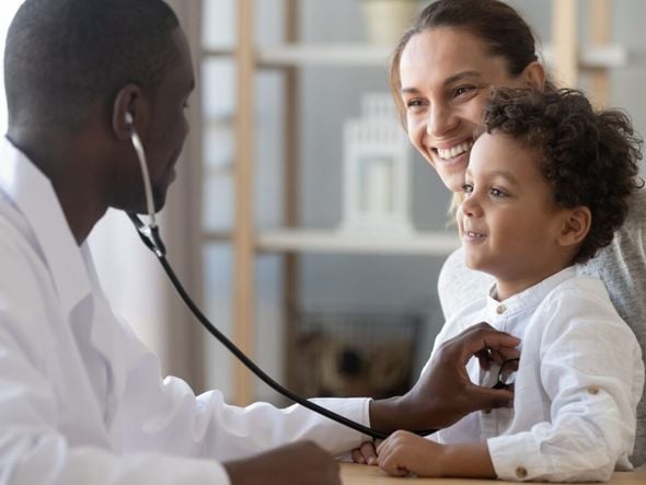 Imagem - Veja como ajudar a criança a perder o medo de médico